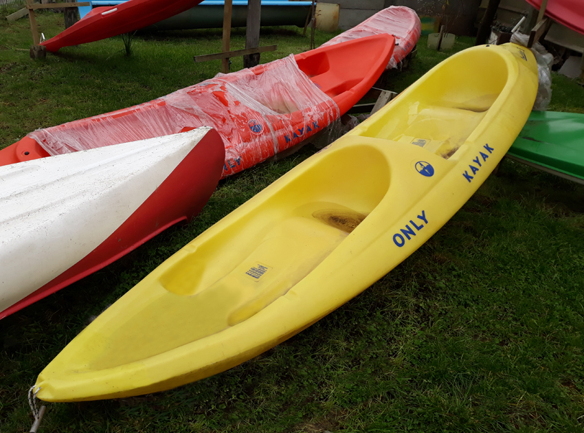 KAYAK POLIETILENO 1